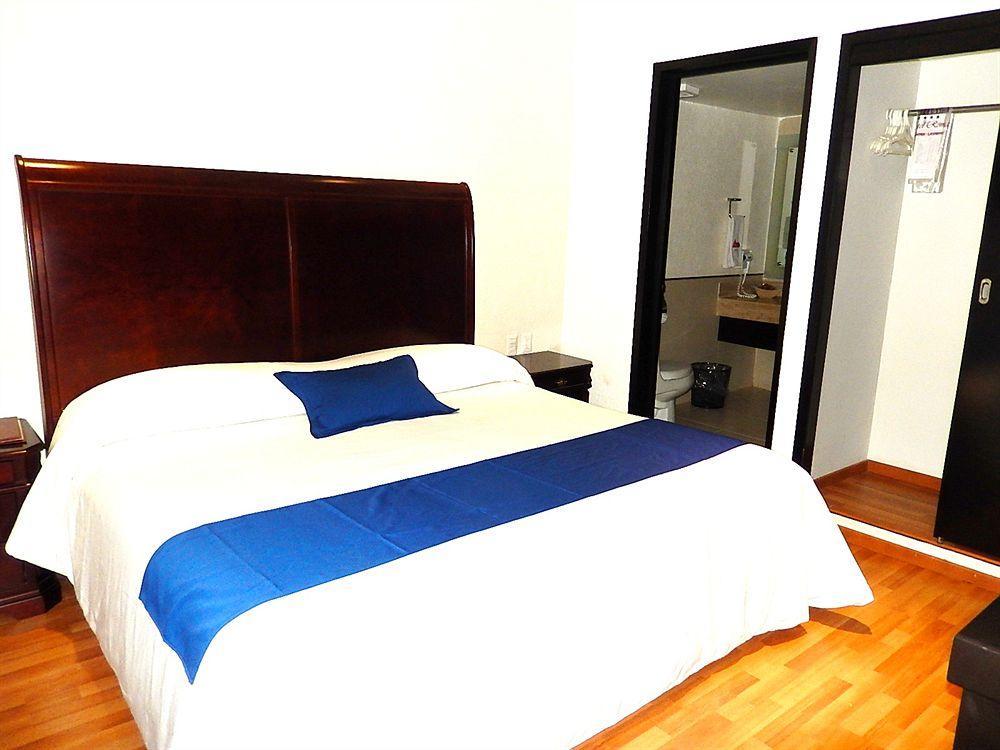 Roma In Downtown 4*